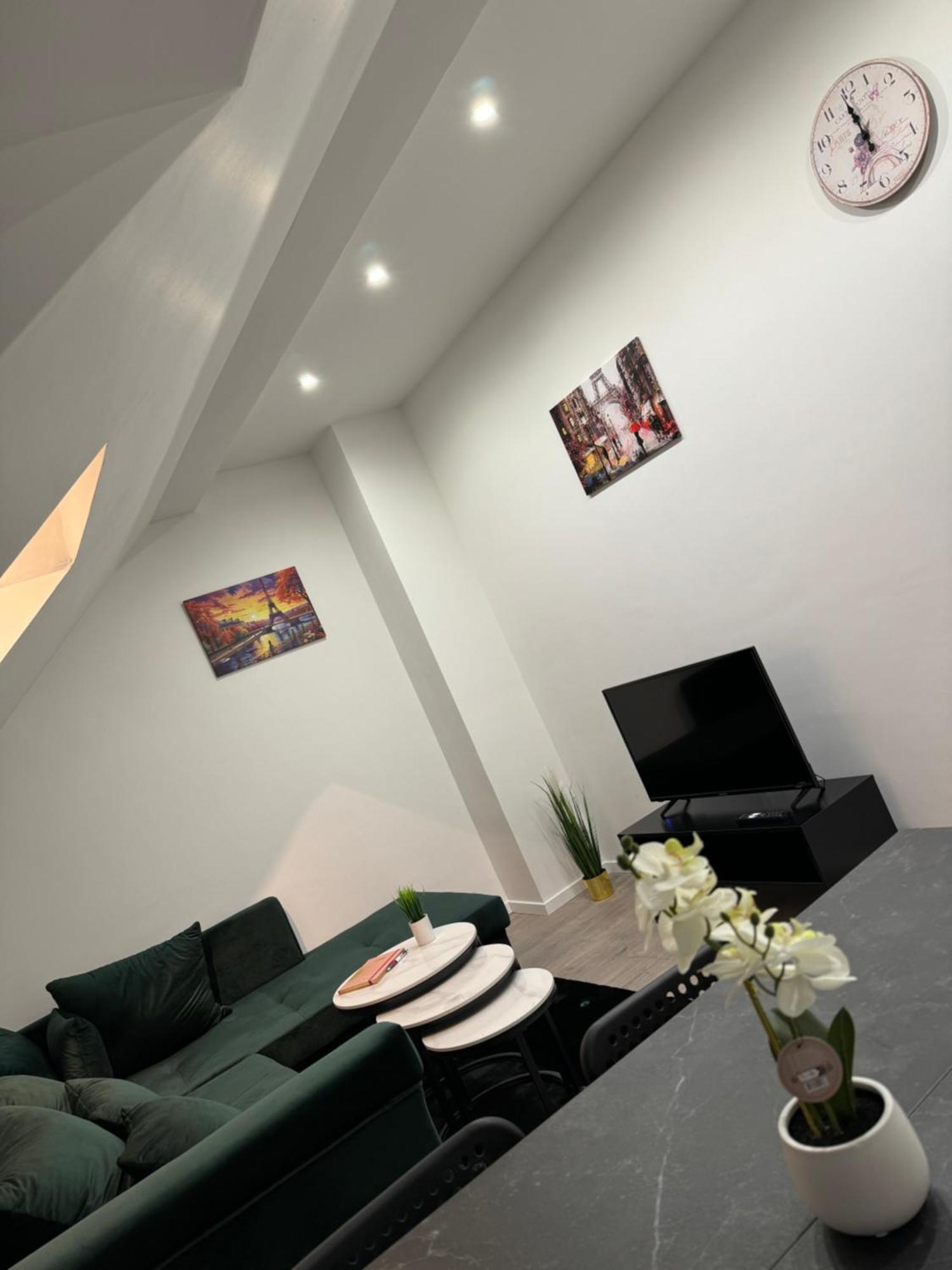 Paris By D&J Apartment'S Altenessen Nord Exterior foto