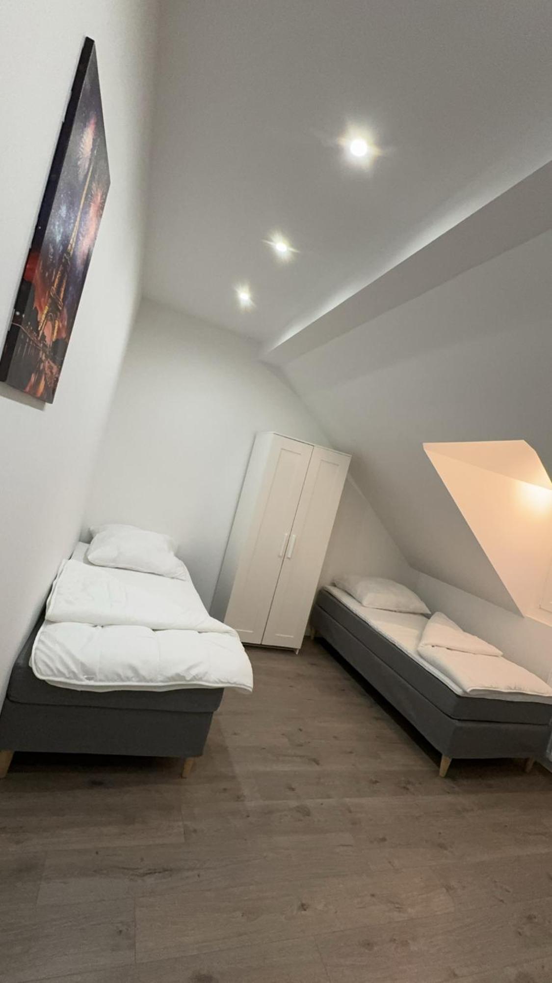 Paris By D&J Apartment'S Altenessen Nord Exterior foto